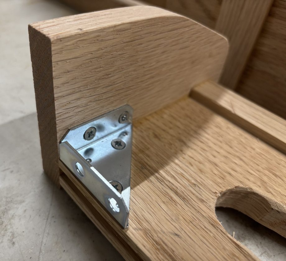 RED OAK DRIVER STATION BASE, COMES ASSEMBLED, 3 PACK